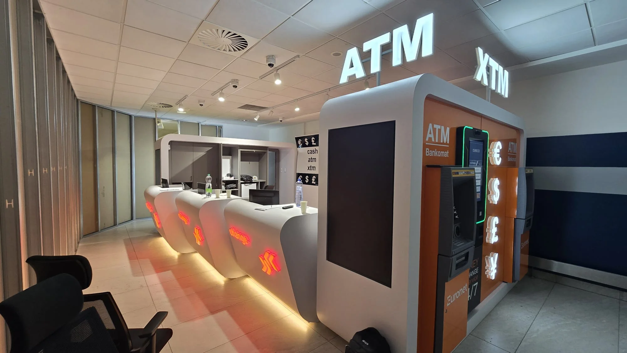 Automatic Foreign Currency Exchange Machine Self Service Cash Exchange ATM Machine with Off-line Software for Airport and Banks