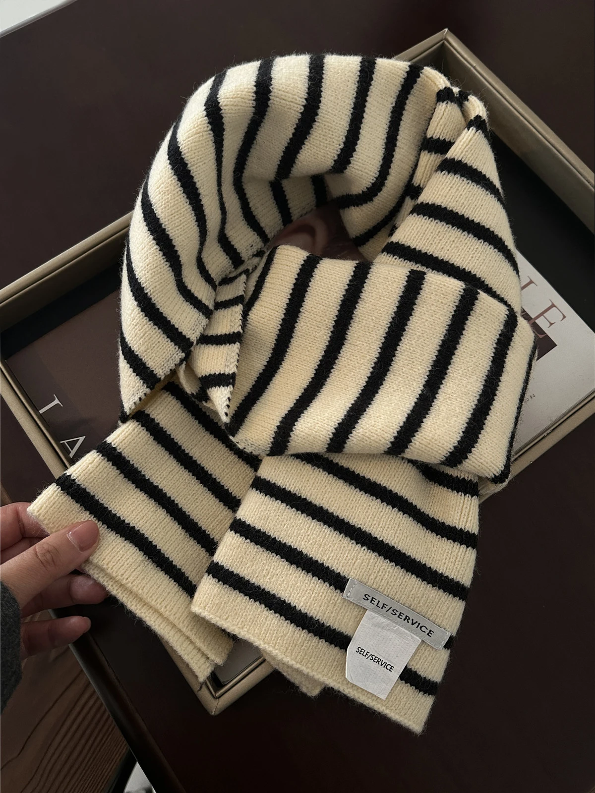 

Thiened Knitted Scarf Women's Autumn Winter Faionable Stripe Woolen Scarf Warm Versatile Student Trendy Long Rectangle ape