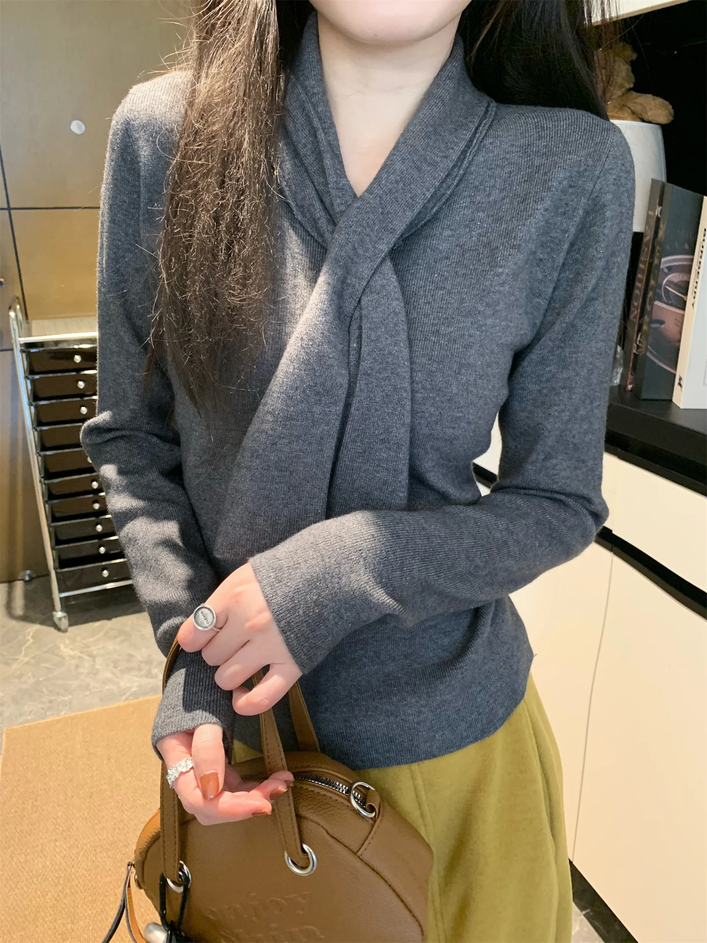 Sweter z dzianiny w jednolitym kolorze, szalik, kołnierz, dopasowany krój, odzież wewnętrzna, nowość na zimę, styl koreański, modny top damski.