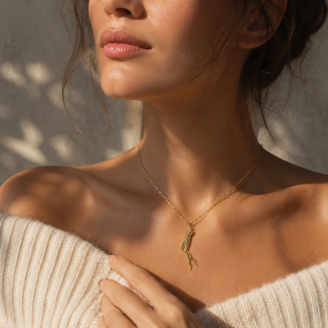 Gold Abstract Human Body Form Pendant Necklace for Women Aesthetic Creative Artistic Figurine Chain Choker Jewelry Gift