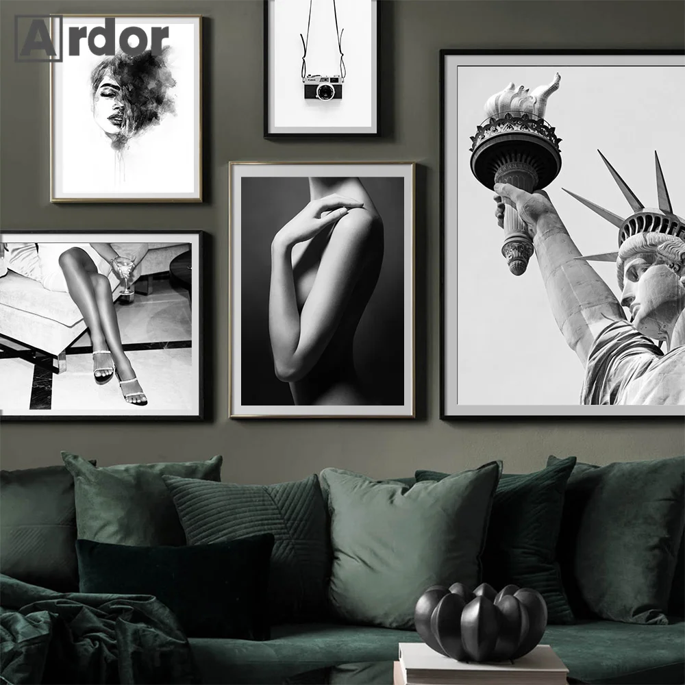 

Eiffel Tower Woman Black White Parisian Art Canvas Painting Nordic Poster Wheat Print Wall Picture Living Room Fall Travel Decor