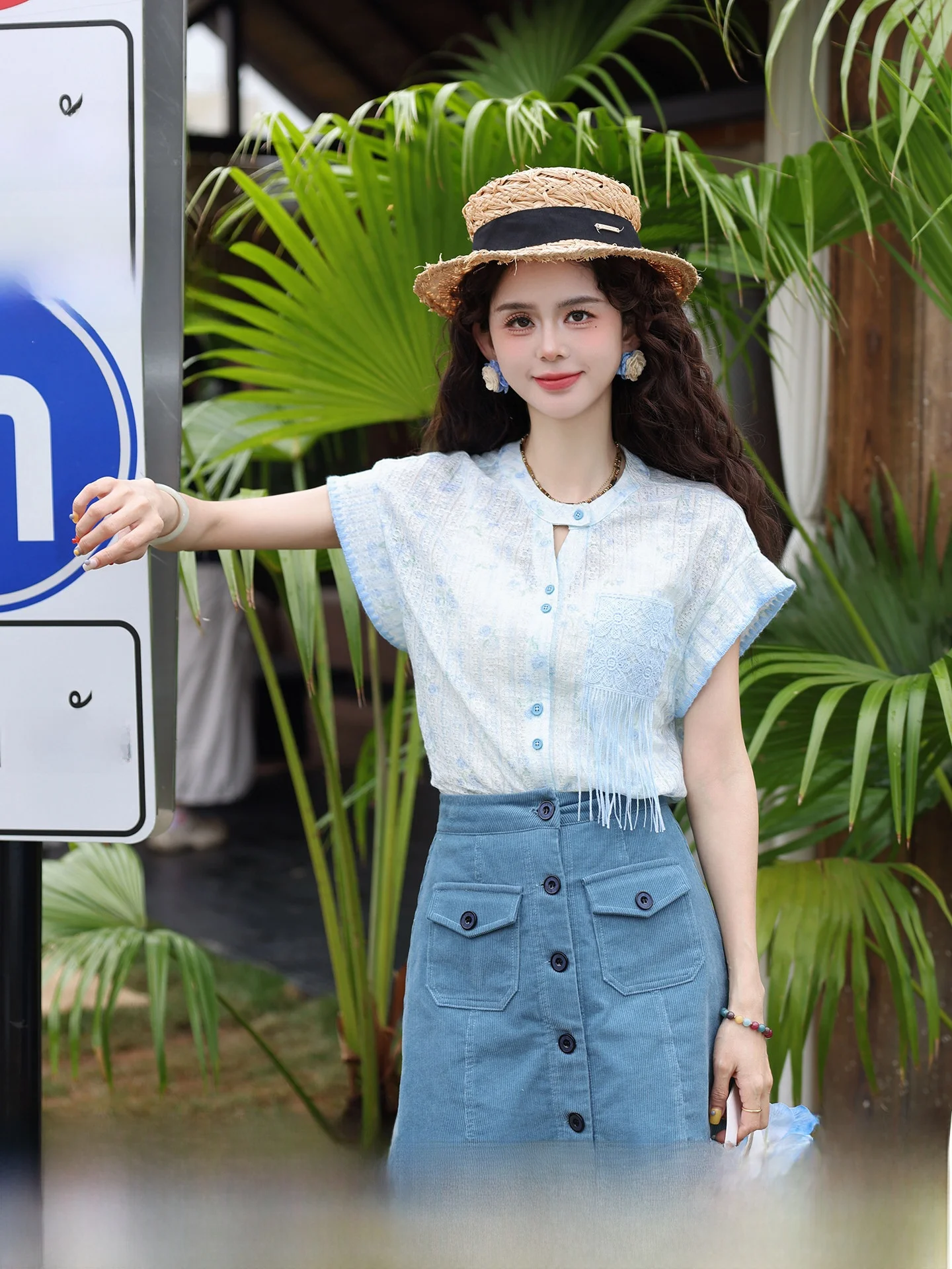 

Chen Jiajie Dawn Breaks Vintage Tassel Shirt Women's Loose Fit Polyester Fiber Fly Sleeve Short Sleeve Stand Collar Cardigan
