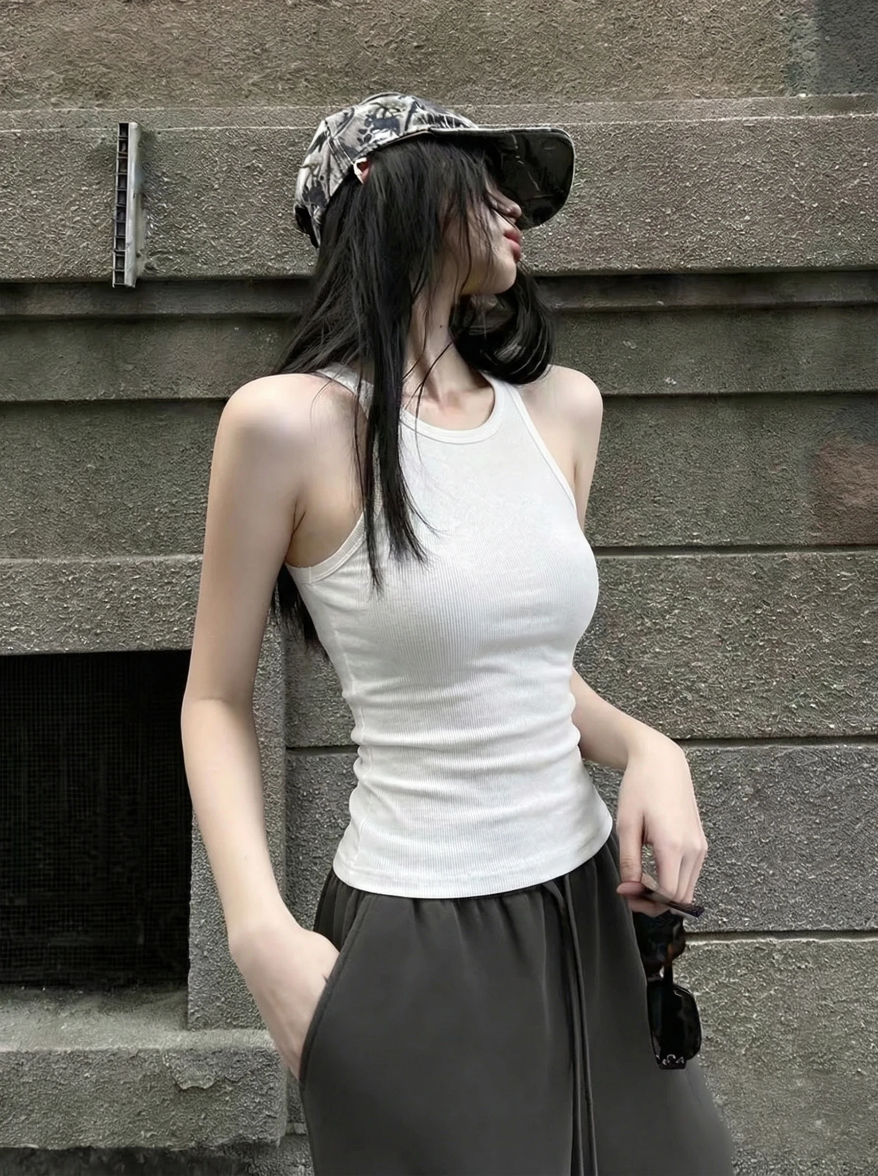 Klein Blue Spicy Girl Neck Hanging Small Vest Women Summer Outdoor Unique Climbing Shoulder Strap Sport Top U-neck Sleeveless