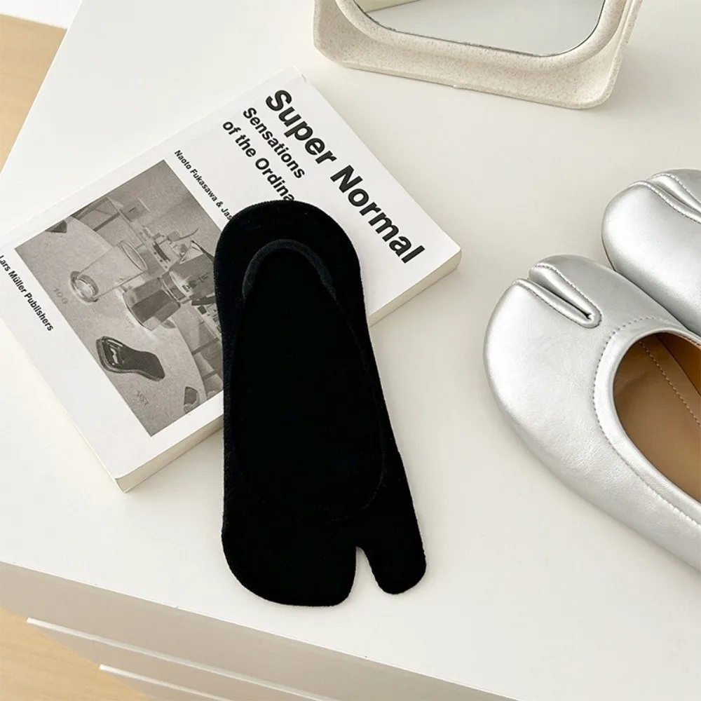 1 Pair Cotton Blend Two Toe Socks Non Slip Heel Breathable Split Toe Liners Low Cut Seamless Toe Tabi Liner Socks Summer Use