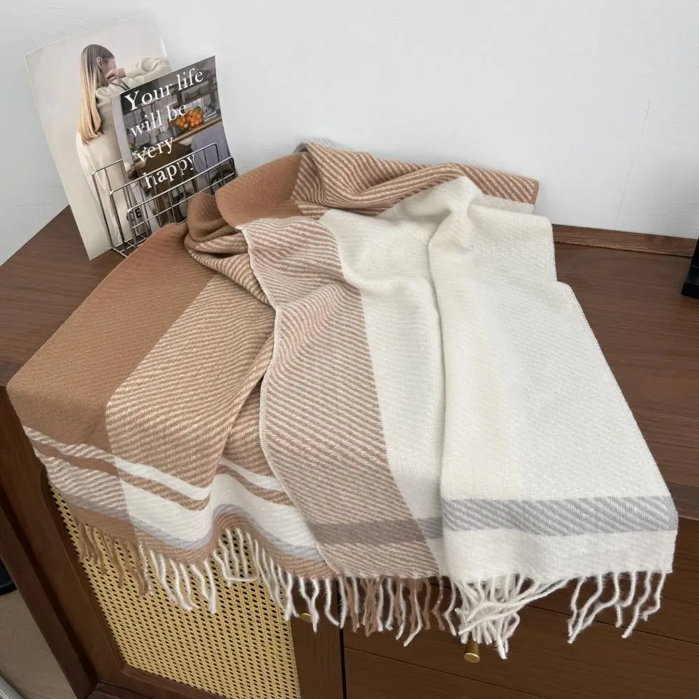 

Мягкий клетчатый шарф в корейском стиле, утолщенный элегантный женский кашемировый шарф, простой ветрозащитный зимний женский шарф для шеи