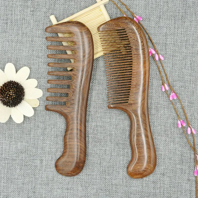 Peigne à dents larges en bois de santal, outil de massage portable pour cheveux bouclés