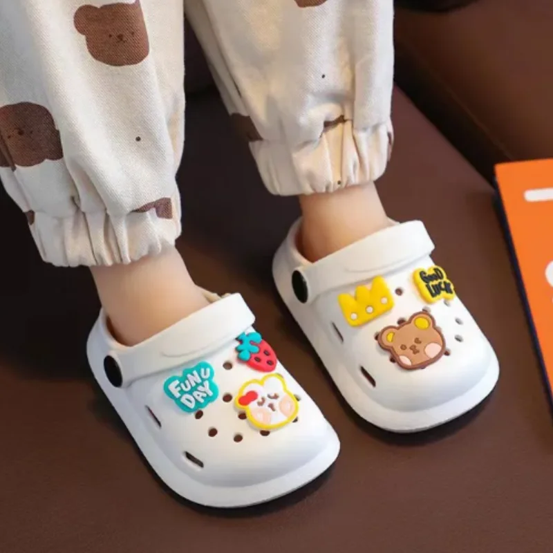 Boys Girls Cute Cartoon Beach Slippers Sandals Kids Garden Shoes Outdoor Children Slippers Baotou Anti-kick Water Shower Slipper