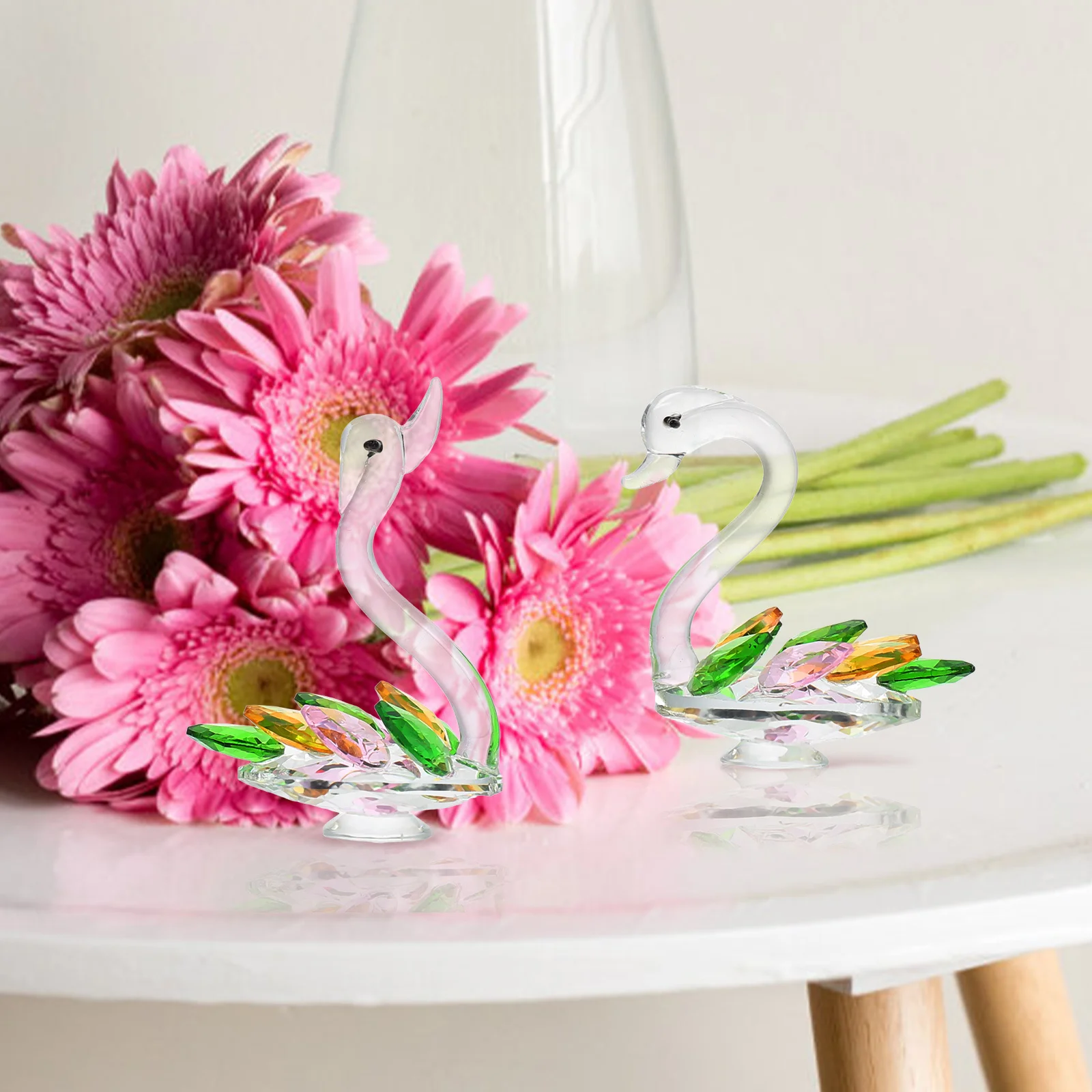 

2Pcs Crystal Swan Statue Decorative Swan Craft for Home Office Desk Car Dashboard Novelty Decoration Unique Elegant Design Gift