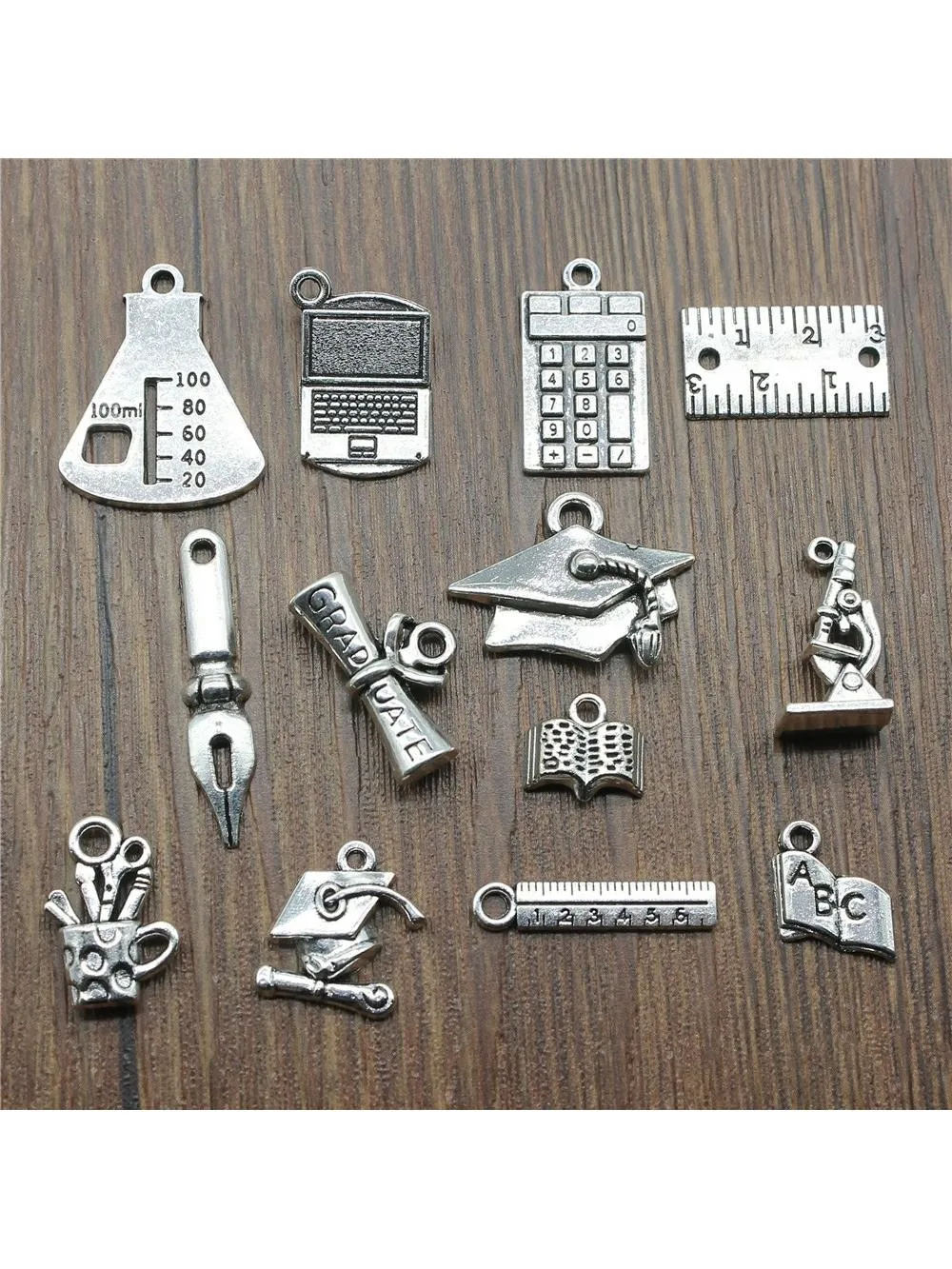 20 sztuk / partia antyczne srebro kolor przybory szkolne książka Charms czapka kawalerska Charms lekarz kapelusz wisiorek Uroki ukończenia szkoły — zdjęcie 2
