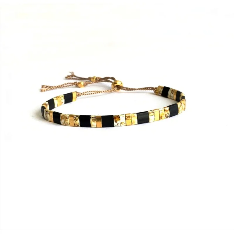 Pull up beaded bracelet