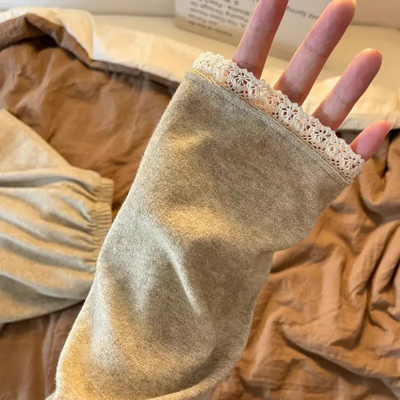 秋冬新作 レディース ホームウェア ソフトな女性用パジャマセット アウターとしても着用可能 ナイトウェア ベルベットフリース パジャマセット 保温性のある寝間着