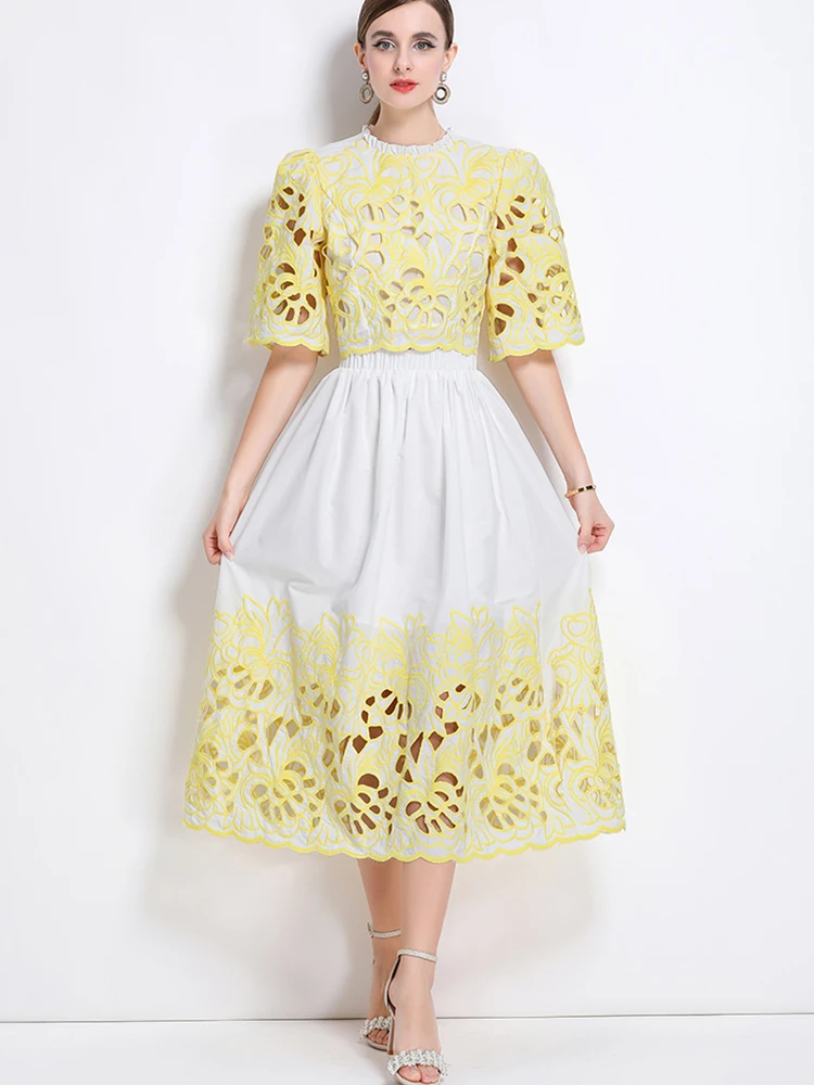 

Elegant Round Neck Hollowed Out Embroidered Top+Color Blocked Skirt Set 2025 New Fashionable Women'S Clothing