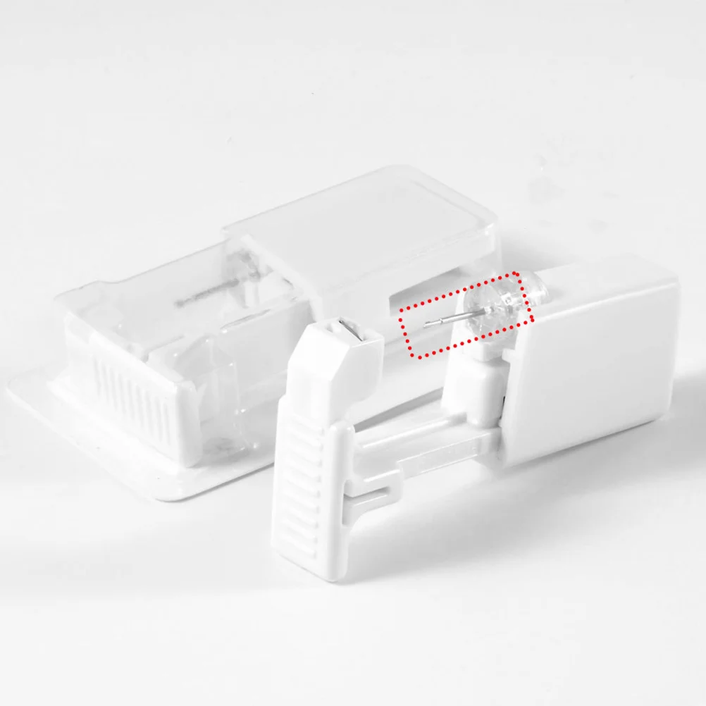 

1Pcs Disposable Nose Piercer Tool Premium Painless Nose Piercing Device for Safe and Accurate Self-Use At Home Piercing Tool