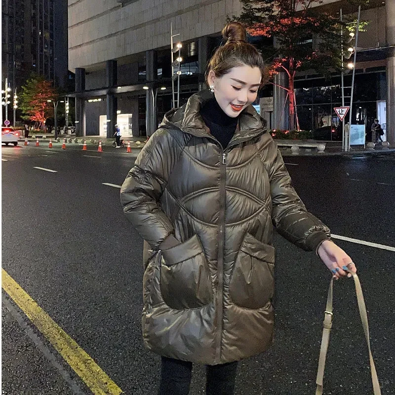 Giacca imbottita in cotone sciolto con cappuccio femminile coreano 2025 Cappotto in cotone per il tempo libero da donna autunno inverno piumino moda donna