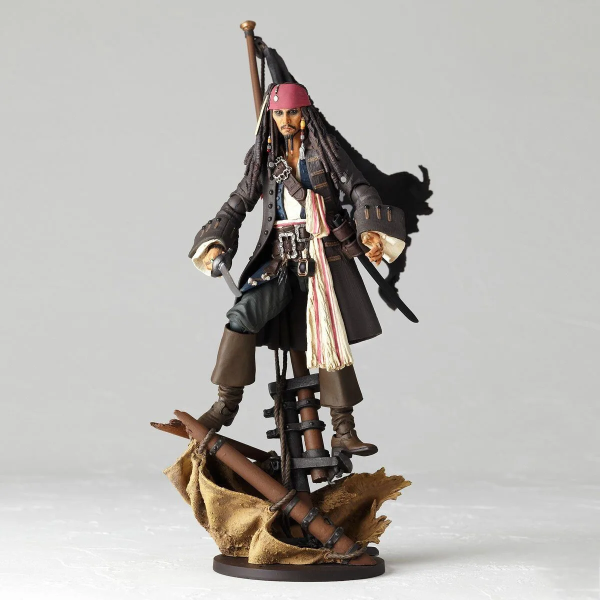 Original in Stock Kaiyodo Revoltech Pirates of The Caribbean Jack Sparrow Anime Figure Action Figure Collection Series