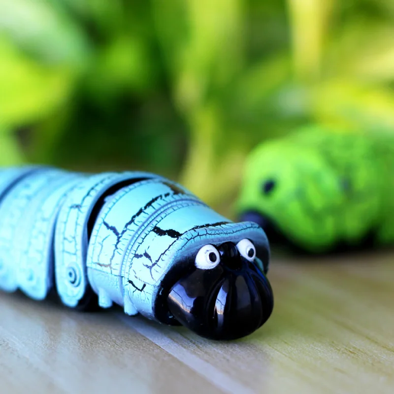 Simulation Tricky RC Caterpillar Robot Simulated Cute Animals Remote Control insects Halloween Toys for Kids Children\'s Gifts