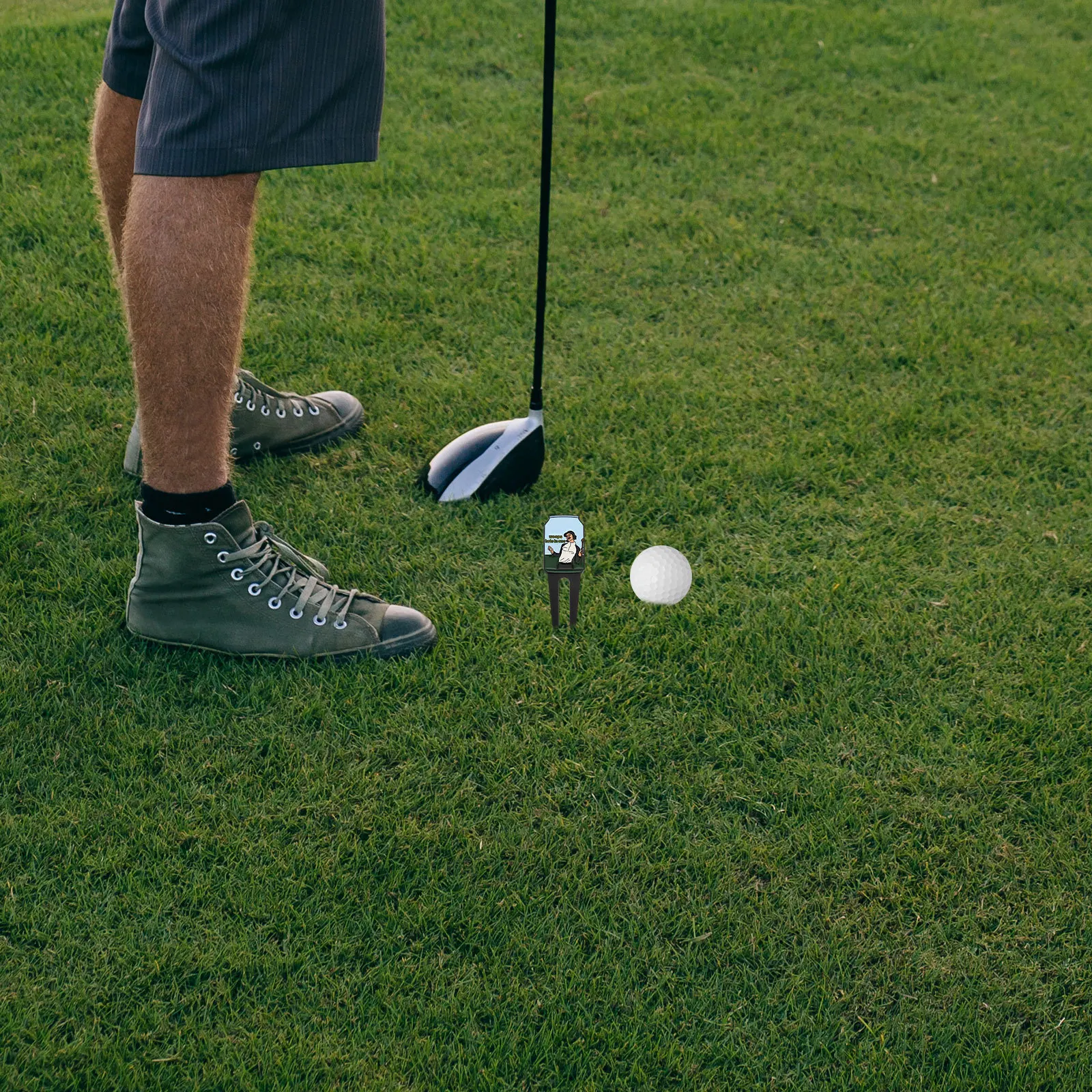 أداة إصلاح ديفوت جولف تلوين المينا تصميم معدني مريح خفيف الوزن محمول لاستعادة العشب إكسسوارات الجولف للرجال #1