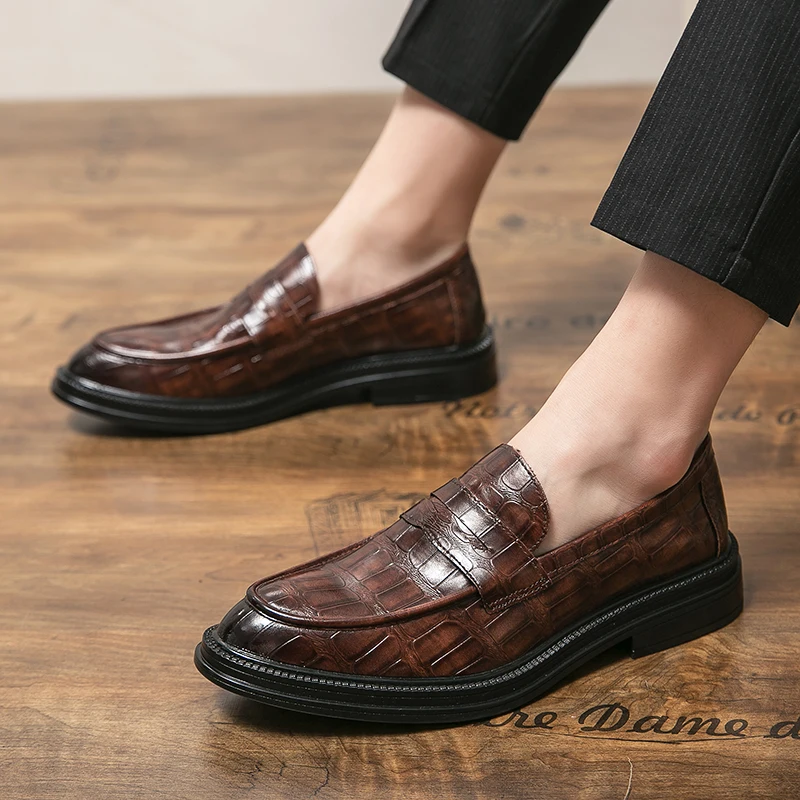 nouvelles-chaussures-decontractees-pour-hommes-2026-mocassins-a-semelle-Epaisse-style-britannique-de-luxe-chaussures-sociales-en-cuir-type-oxford