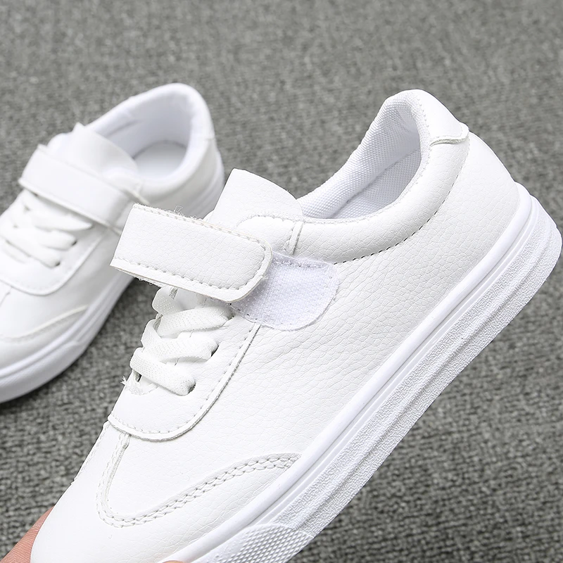 Spring and autumn boys leisure running shoes non-slip soft sole sports shoes children\'s small white shoes tennis shoes hot sale