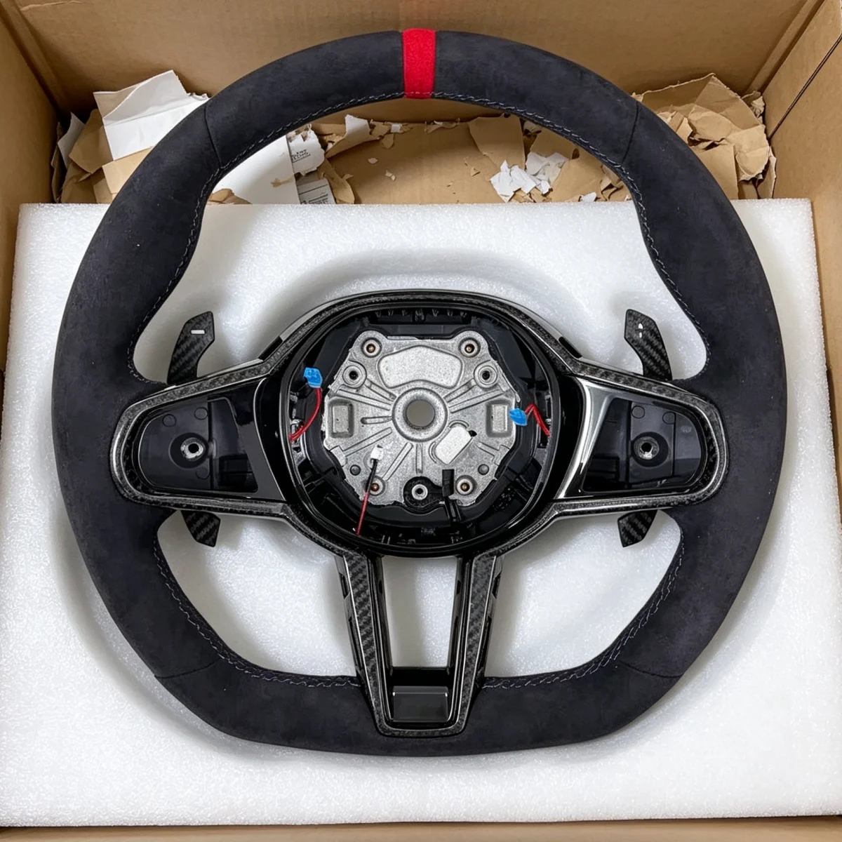 Customized For BMW G series Suede Steering Wheel G20 G30 X3 G01 540i G30 X5 G05 G80 M3 G82 M4 M240i G42 G22 G11 G29 Accessories
