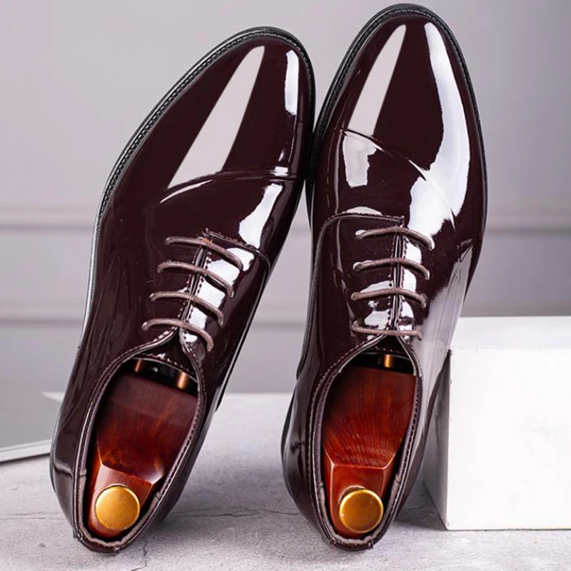 PU Patent Leather Shoes for Men Oxfords Lace Up Male Wedding Party Office Work Shoes Elegant Designer Brand Dress Shoes for Men