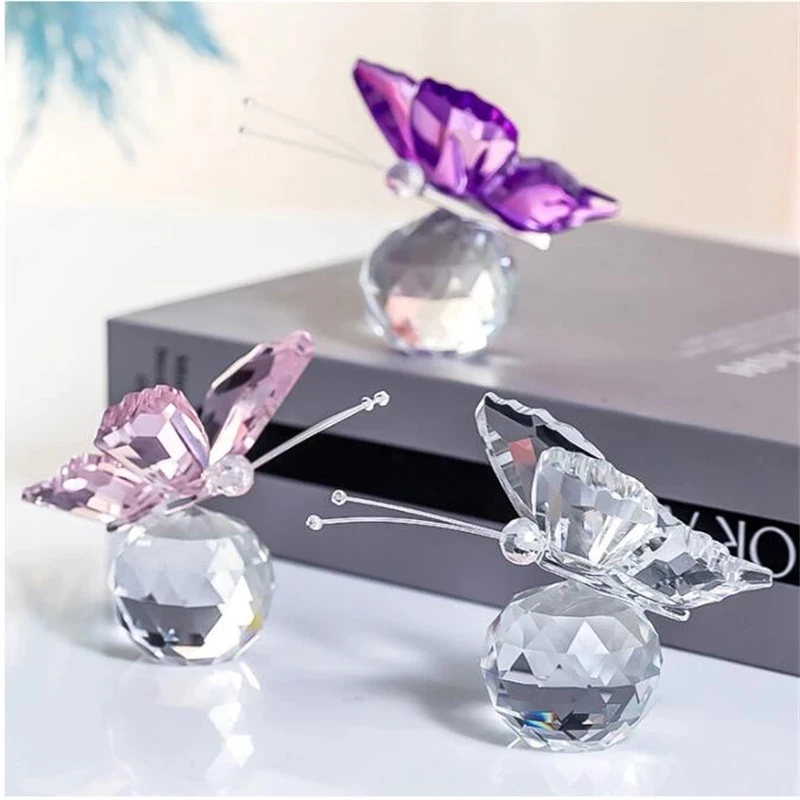 Elegant Butterfly Crystal Glass Animal Figurines Paperweight Art Craft Table Ornament Home Office Wedding Decor Xmas Kids Gift