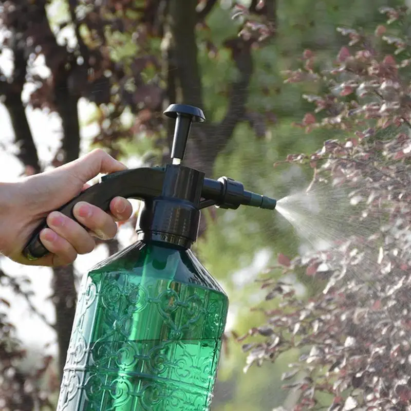 

Garden Sprayer Pump Spray Bottle For 2L Portable Yard and Lawn Sprayer for Spraying Watering Home Cleaning Car Washing