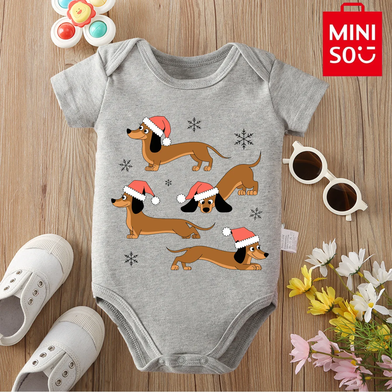 

MINISO первый рождественский Санта-Клаус, одежда для ХОХО, комбинезон из чистого хлопка, боди для новорожденных 0-12 месяцев, лучший подарок для ребенка