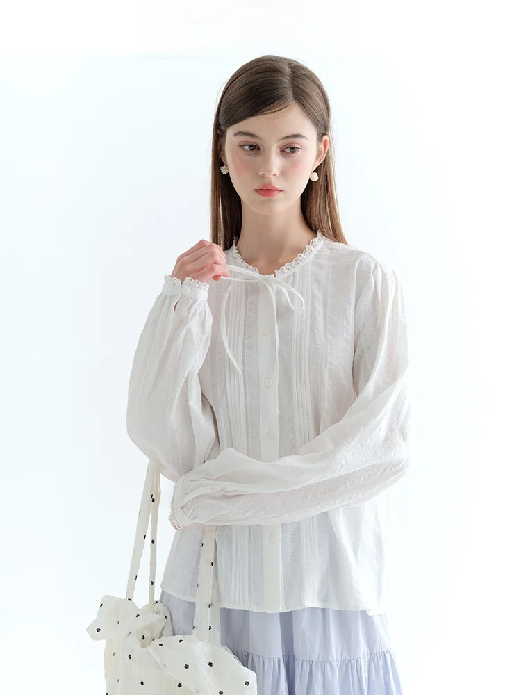 

White Lace Collar Long Sleeve Floral Embroidery Shirt Women's Spring 2026 New Style Loose Fit Cotton Blend Jiujiu French Style