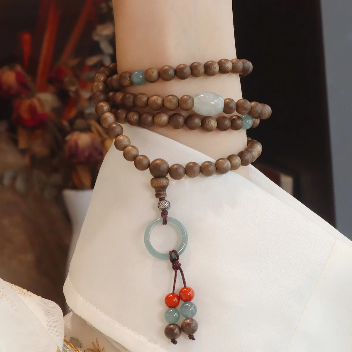 

Natural Agarwood Multi-loop Buddhist Beaded Bracelet Doubling as a Necklace, Infused with the Rich Aroma, Spiritual Significance