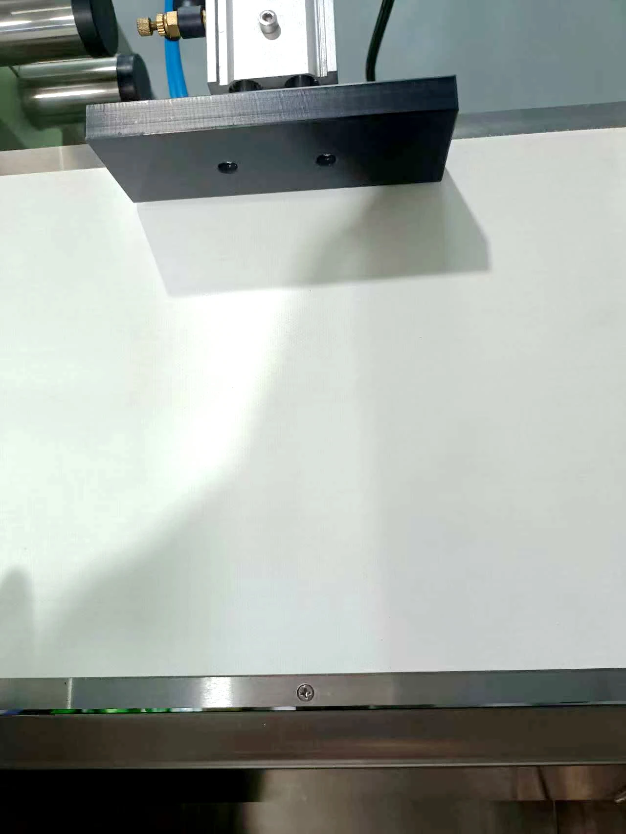 Automatyczna waga kontrolna z ekranem dotykowym - seria High Speed, hit sprzedaży 2025