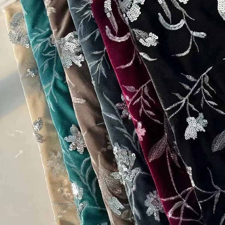 

Высококачественная бархатная ткань с цветочным кружевом и вышивкой пайетками для самостоятельного пошива одежды, свадебных платьев, дизайнерских нарядов.