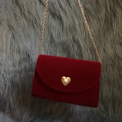 Retro Red Velvet Pearl Bag 2023 New Women's Fashion Love Magnetic Buckle Chain Crossbody Bag Elegant Noble Ladies Banquet Bags