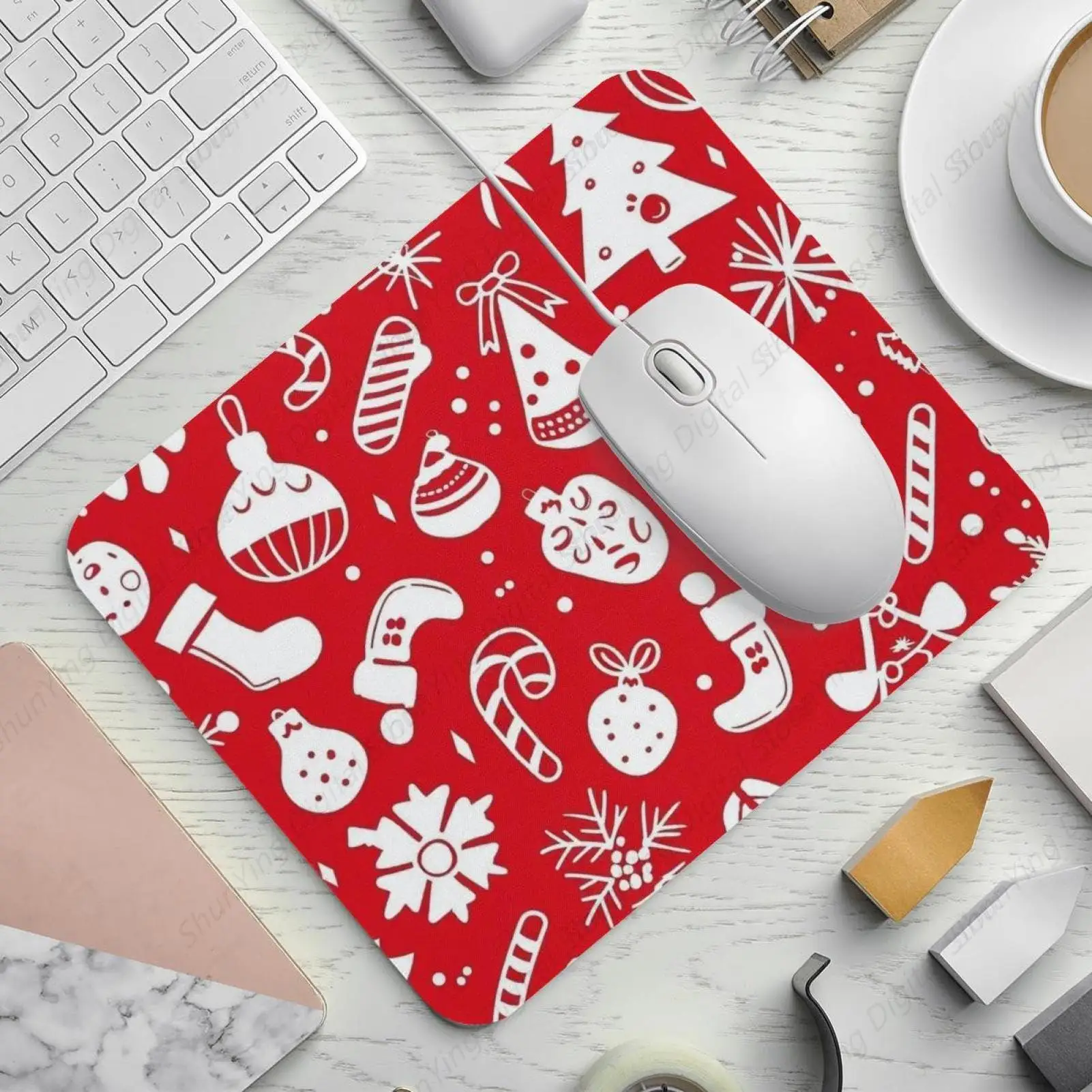 Red And White Christmas Element Decoration Mouse Pad Anti Slip Rubber Mouse Pad Suitable For Gaming Office Laptops 25*30cm