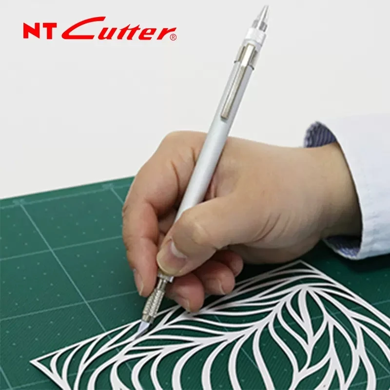 

Japanese original NT Cutter D-1000P double-head engraving pen knife with 10 blades 30 degree/45 degree engraving utility knife rubber seal engraving paper carving leather model sharp pen knife