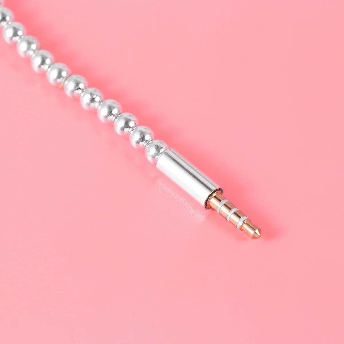 

Chain Design In Ear Earphone Noise Cancelling Headset For Sports Running In-Ear Headphones Gym Travel Silver