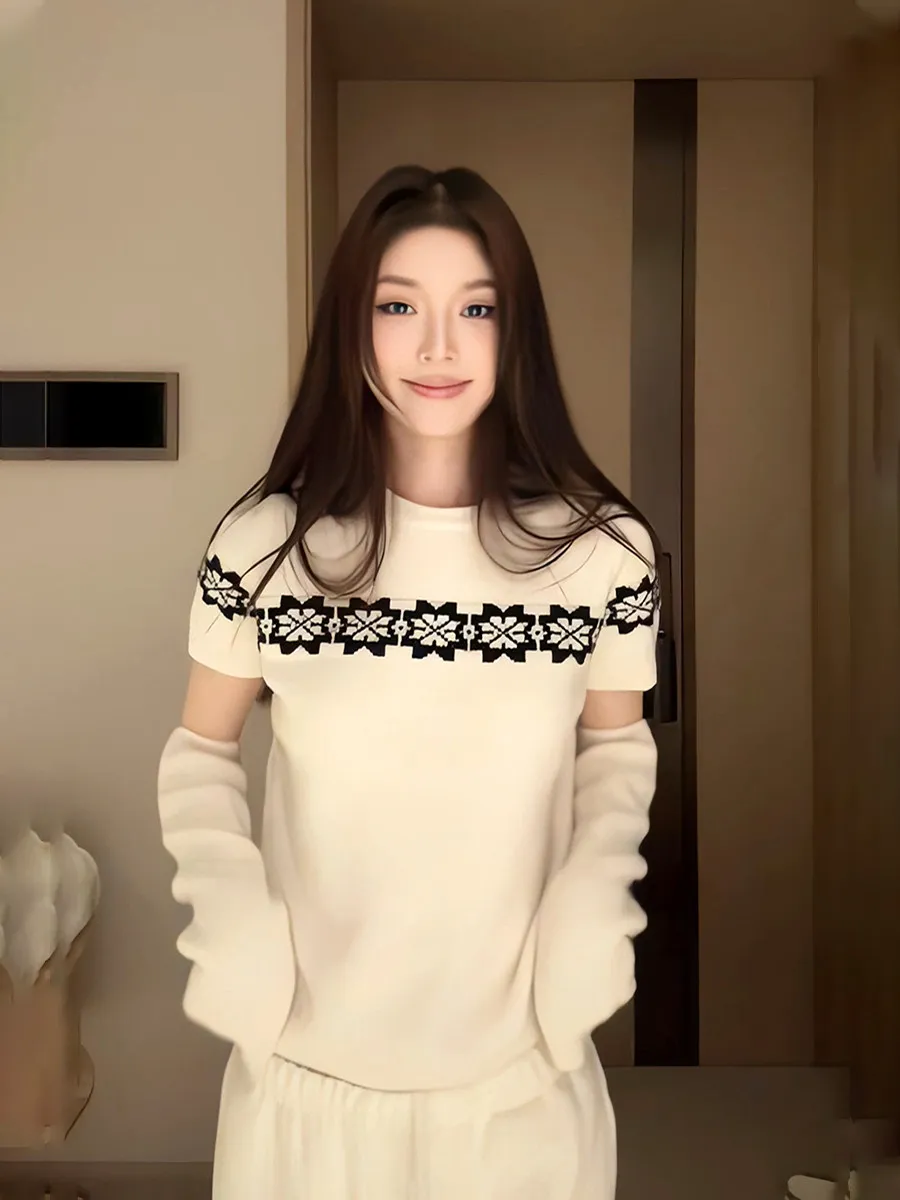 

Chic Spring Anti-Aging round Ne Color Blo Knitted ort Sve Sweater Women's Soft Versatile Floral Embroidery Design Kn...