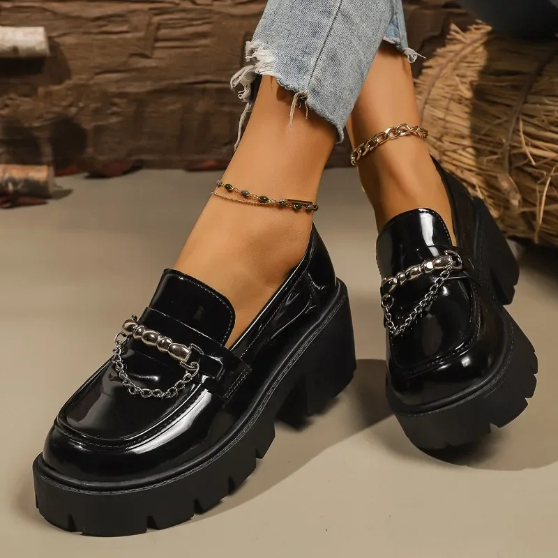 

Women's Large-size Single Shoes New Round Toe British Style Versatile Thick-soled High-rise Leather Shoes Fashionable Loafers