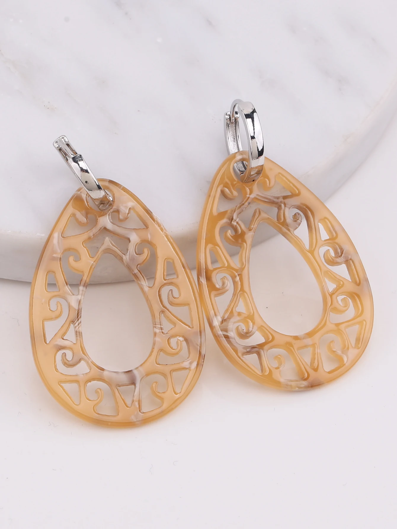 New HotSales luxury high quality big drop earrings for woman Dangle Earing Fine carving pattern Elegant Women Statement Earrings