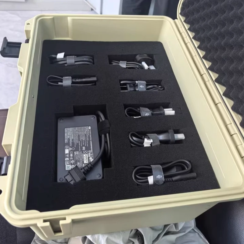 

‌Waterproof Tool Box,Portable Storage Case forSafety Equipment,Sealed Moisture-Proof Organizer,Large Capacity Instrument Carrier