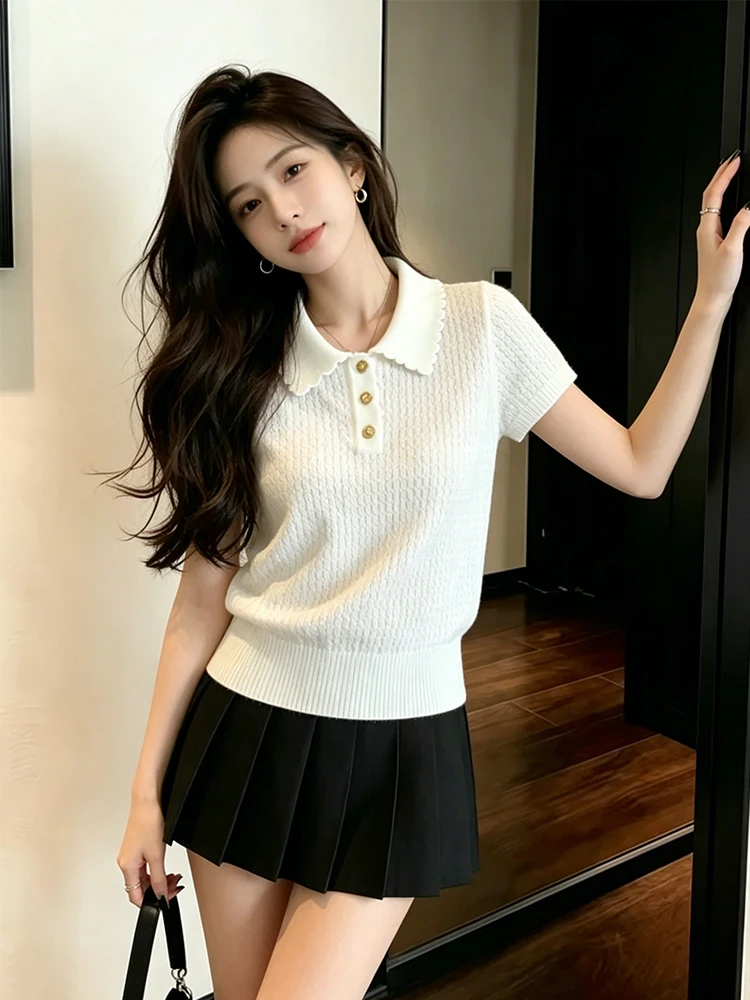 Casual Style Knitted Shirt Turn-down Collar Short Sleeve Women's White Commute Fashionable Casual Top for Young Women