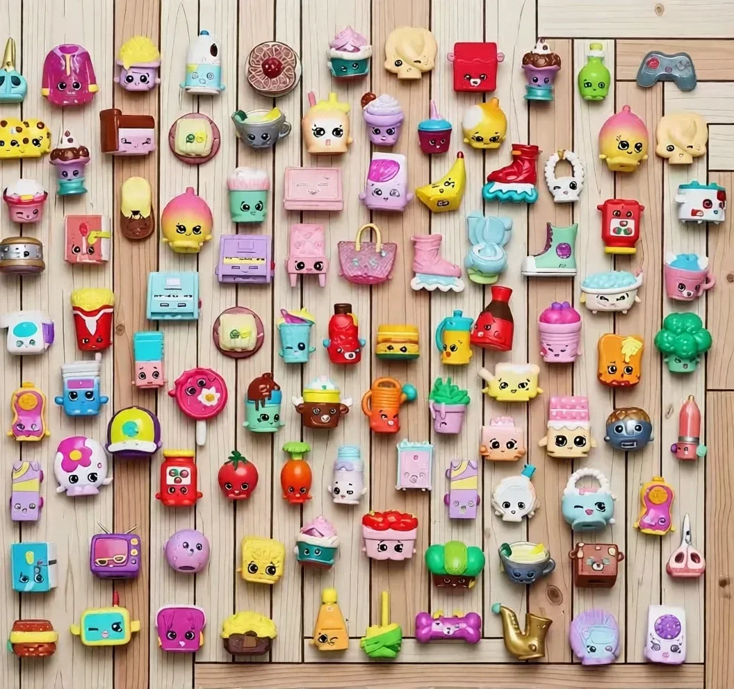 25pcs/lot Miniature Shopping Fruit Dolls Styles Toys For Family Kids Action Figures For Little Figurines Mixed Season