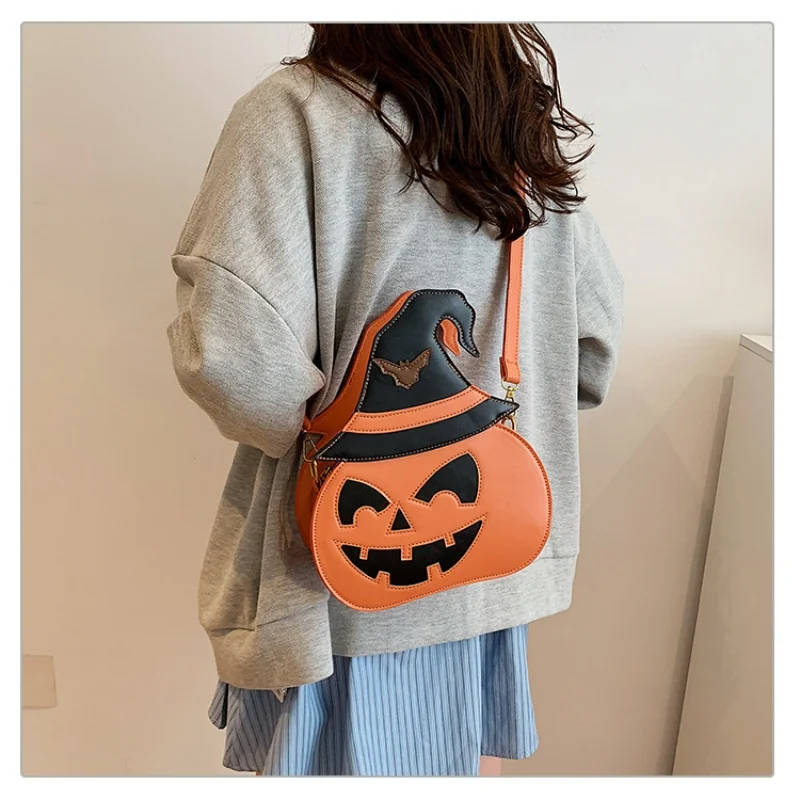 

Women PU Leather Bag Weird Pumpkin Purse Funny Enchanting Orange Halloween Crossbody Bag Casual Chic Personality Shoulder Bag