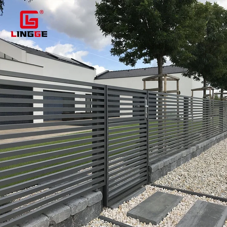 Commercial Residential Building Customizable Snowproof Various Styles Fence Household Safety Staircase Railings With Gate