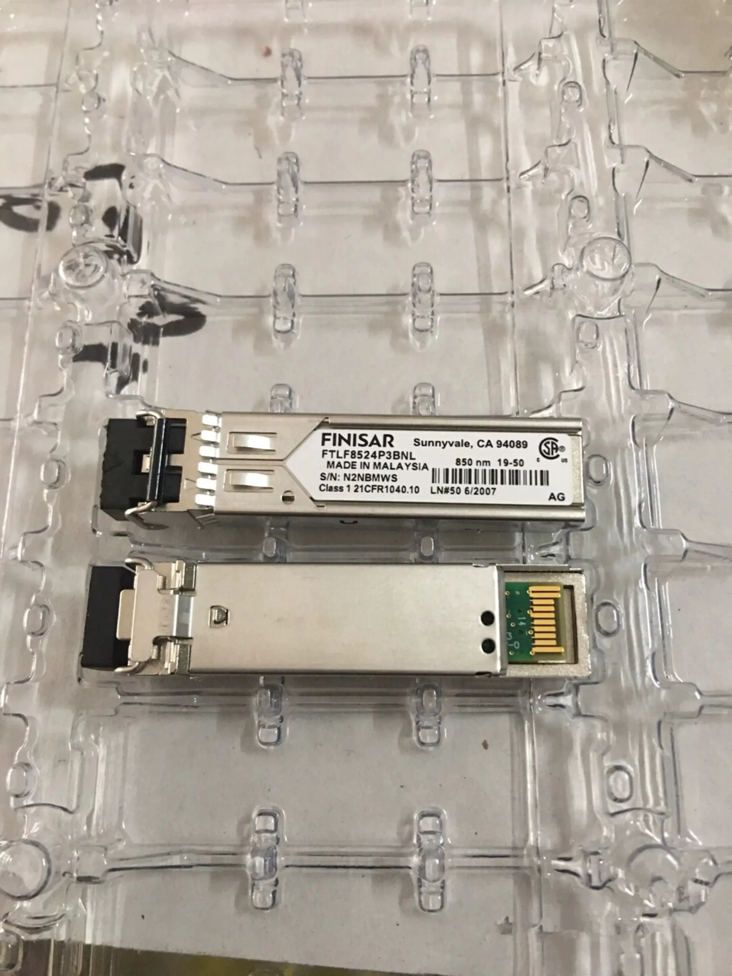 1PCS Finisar Transceiver FTLF8524P2BNL FTLF8524P3BNL Multimode 4GB Optical Fiber SFP 850NM