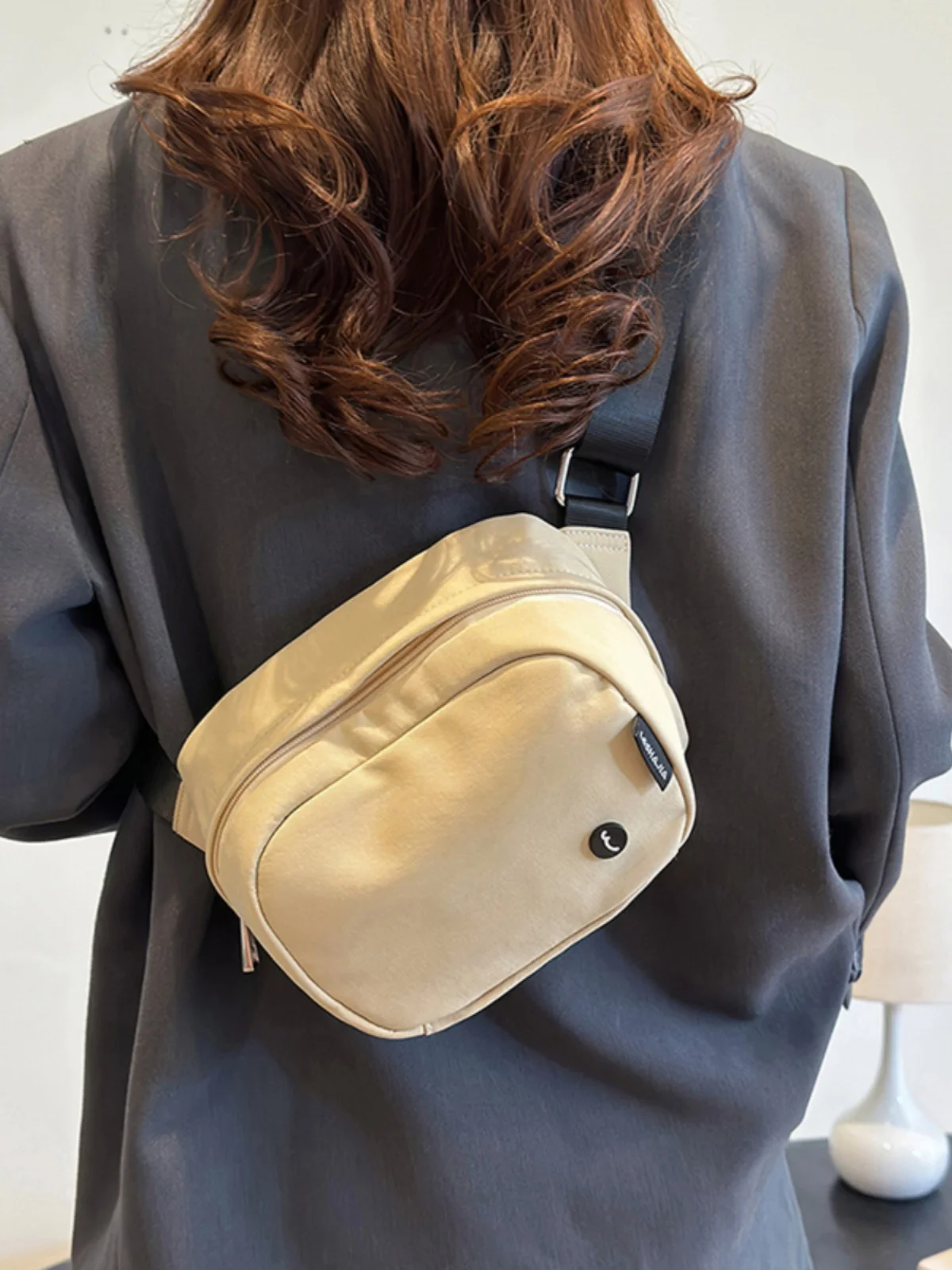 bolsa-de-ombro-casual-de-grande-capacidade-para-mulheres-bolsa-de-viagem-e-lazer-bolsa-transversal-de-nylon-formato-quadra