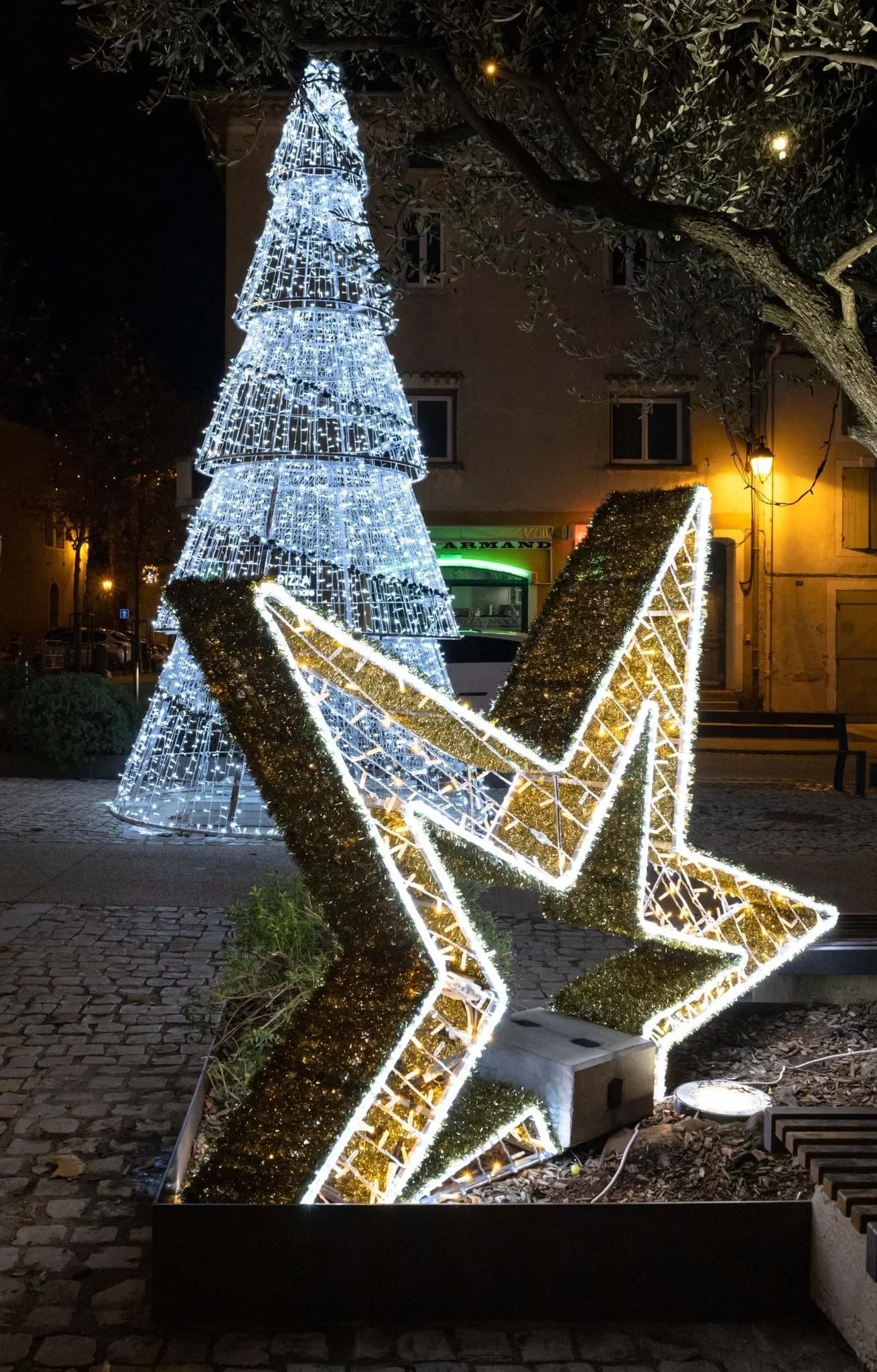 Large Led Christmas Star Outdoor Holiday Decoration