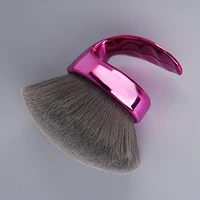 1 pinceau Kabuki pour le corps, idéal pour estomper et diffuser le maquillage, pinceau pour l’application d’un autobronzant et de fond de teint, produit végan, non testé sur les animaux. 4