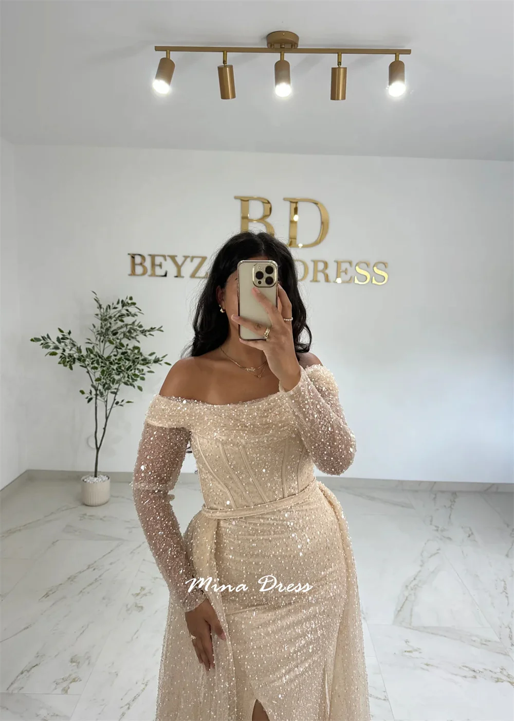 فساتين مينا ترتر للمناسبات الرسمية للمناسبات الخاصة فستان سهرة عربي فاخر أنيق مخصص بكتف واحد للحفلات الراقصة