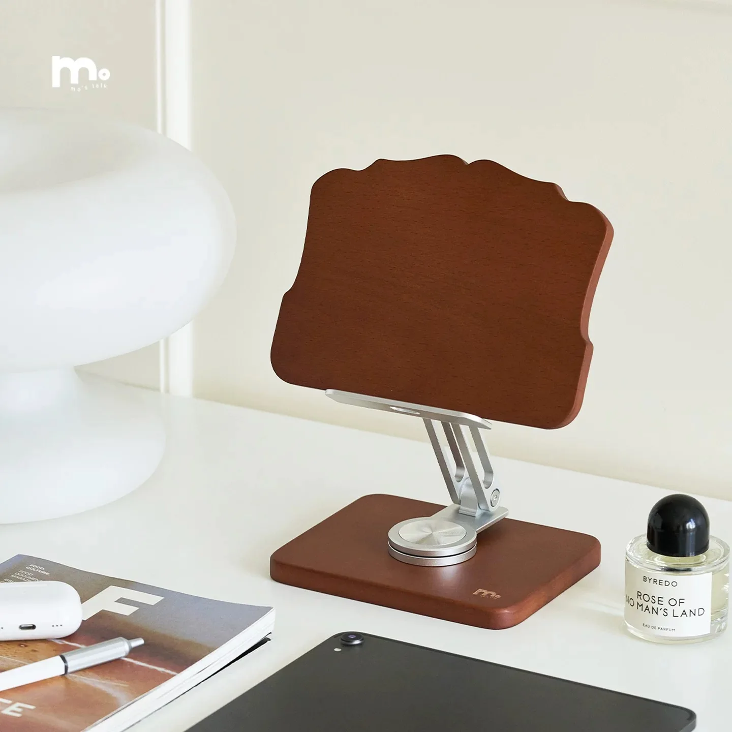 Multifunctional tablet stand solid wood retro desktop aluminum alloy 360-degree rotating reading stand